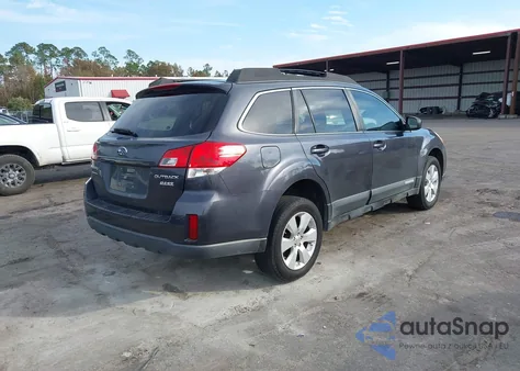 2011 Subaru Outback 2.5I Premium z USA, uszkodzony, nr VIN 4S4BRBCC7B3432047
